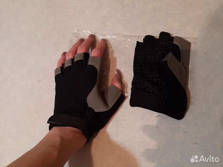 Перчатки для тренажерного зала