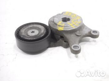 Натяжитель ремня Мерседес