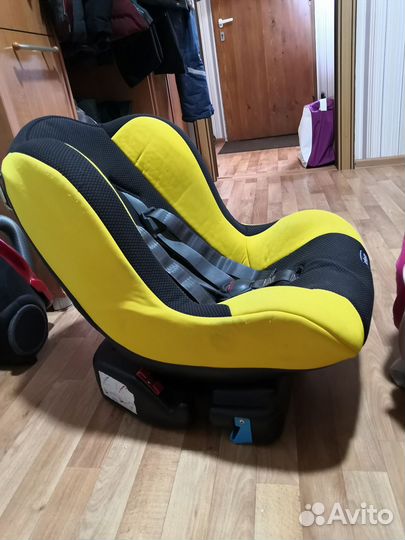 Детское автокресло chicco