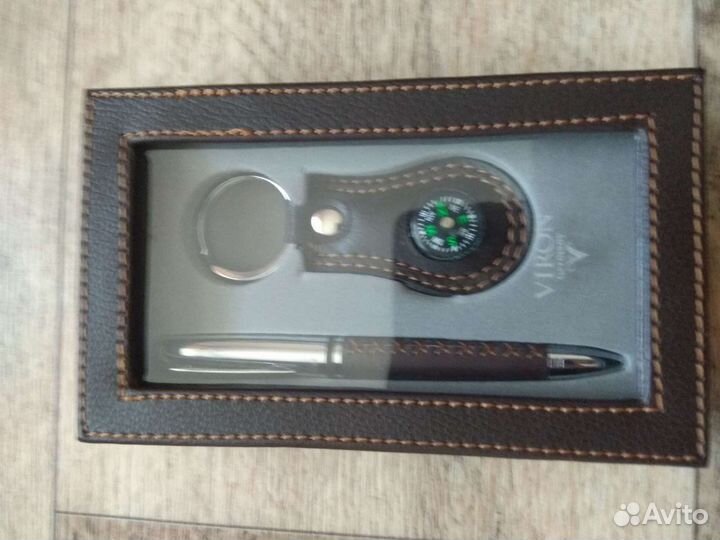 Ручка подарочная