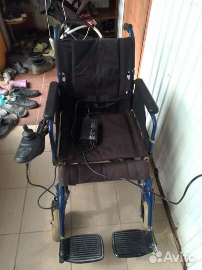 Инвалидная коляска с электроприводом б/у