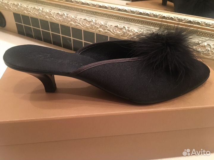 Домашняя обувь размер 37