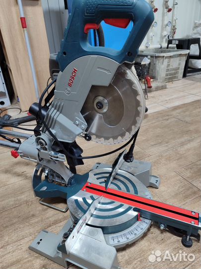 Торцовочная пила с протяжкой bosch
