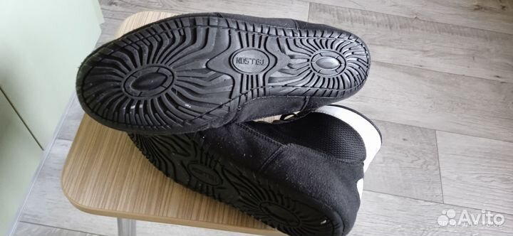 Обувь спортивная обувь