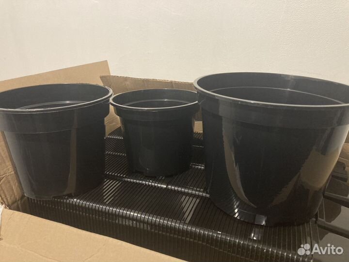 Контейнер Р9 для рассады. Литой. Есть другие.Новый