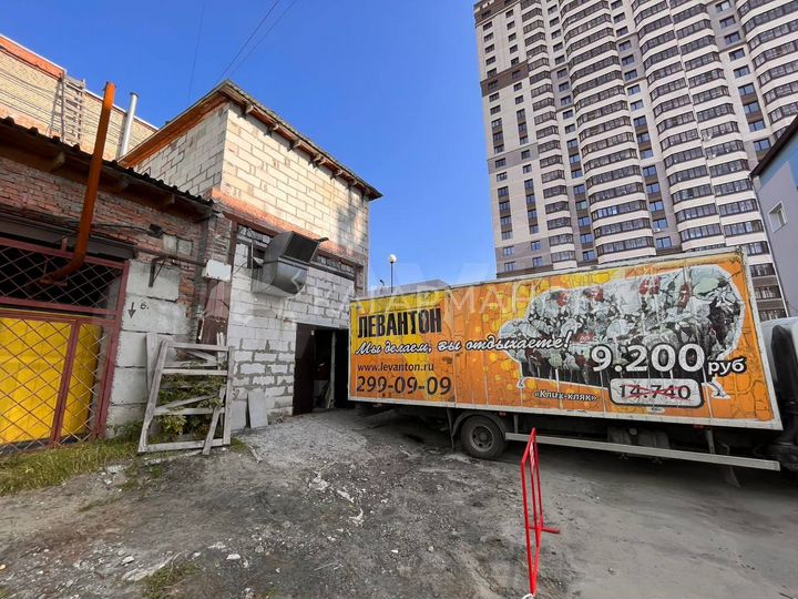 Склад в октябрьском районе, 700 м²