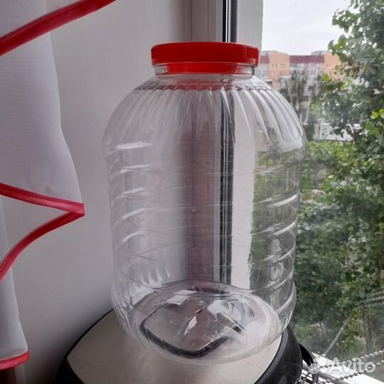 Банка пластиковая 5 литровая