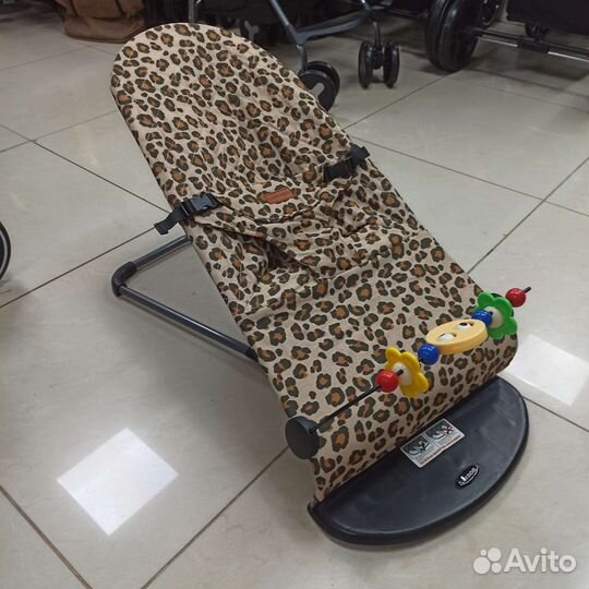 Шезлонг детский