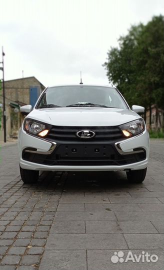 LADA Granta 1.6 МТ, 2023, 3 км
