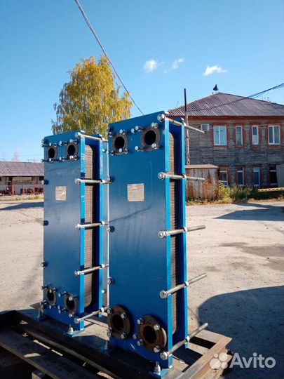 Теплообменники 2 по 1400кВт, новые с хранения