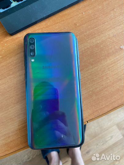 Samsung Galaxy A50, 4/64 ГБ