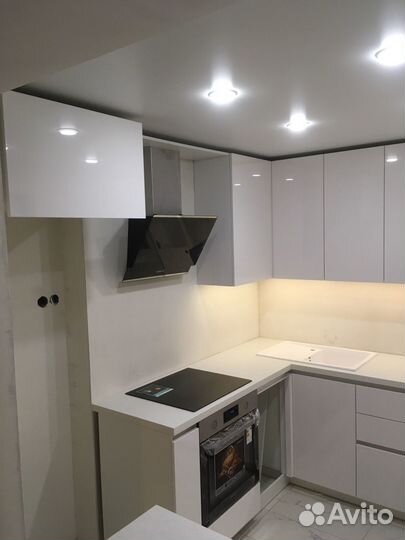 Кухня встроенная с доставкой и установкой