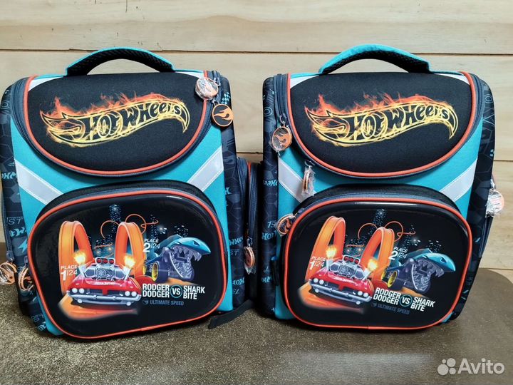 Школьные Рюкзаки трансформер hot wheels. Новые