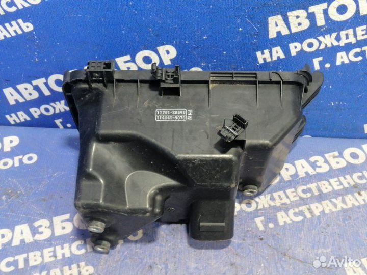 Крышка корпуса воздушного фильтра Toyota Camry 40