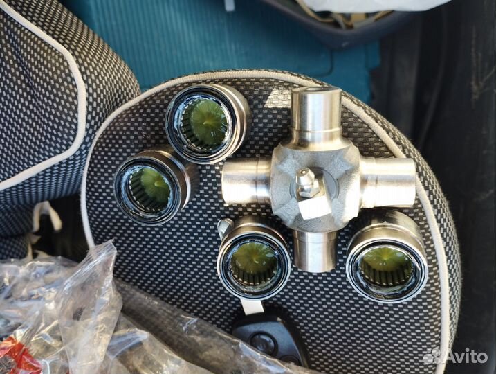 Крестовина карданного вала toyota