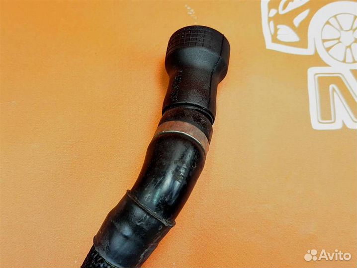 Патрубок воздушный w204 C-class 271.860