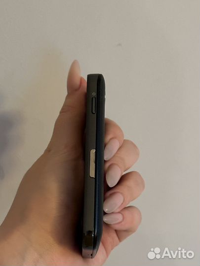 Телефон Samsung GT-S5830