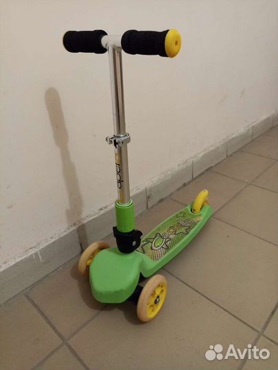Самокат детский трехколесный