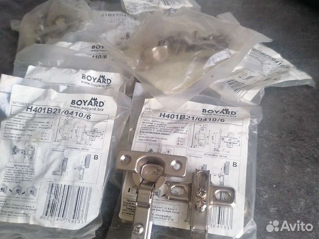 Петли мебельные Boyard