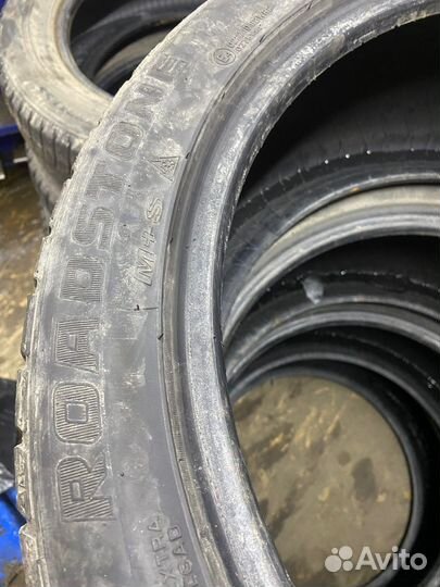 Windpower AL 01 255/40 R19