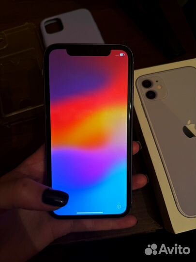 iPhone 11, 64 ГБ