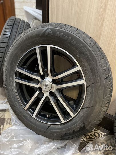 Литые колеса на LADA X-ray