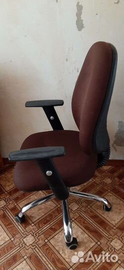 Офисное кресло бу