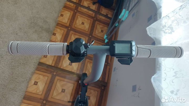 Электросамокат новый