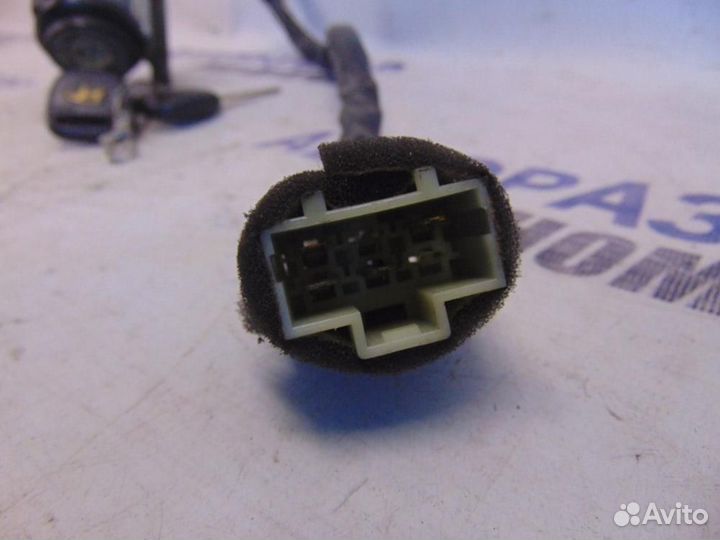 Замок зажигания для Hyundai HD 35-78 2003г