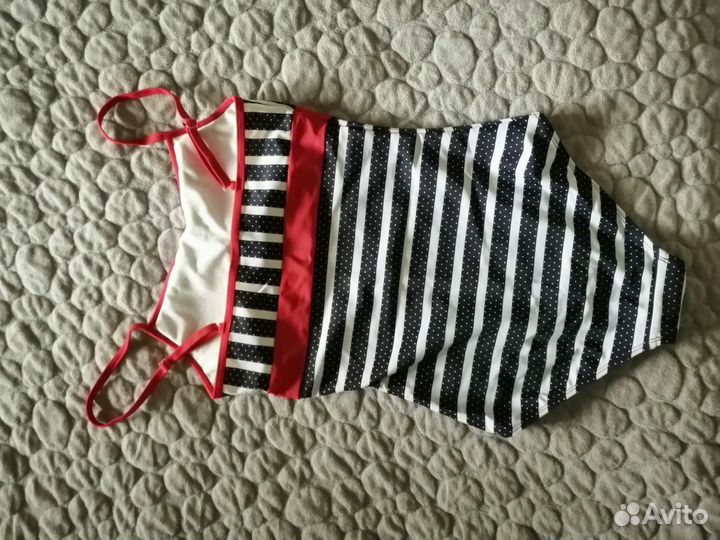 Купальник для девочки, слитный. Play today