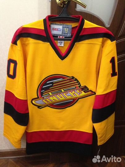 Хоккейные свитера