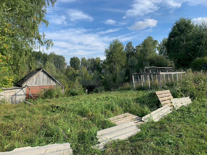 Дача 20 м² на участке 6 сот.