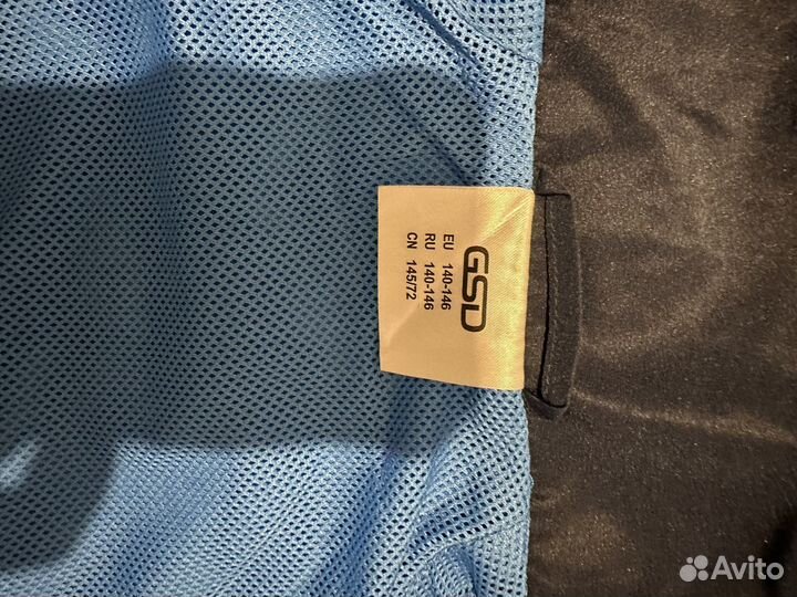 Спортивный костюм на мальчика 140