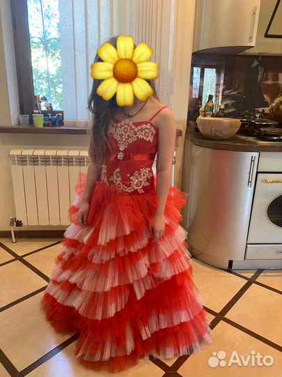 Нарядное платье для девочки