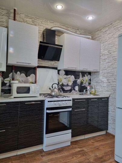 1-к. квартира, 42 м², 8/10 эт.