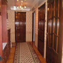 4-к. квартира, 95 м², 2/5 эт.