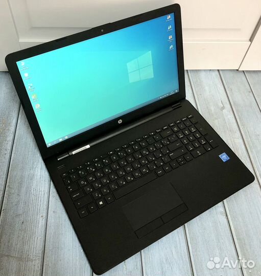 Ноутбук HP (Intel core i3-5005U)