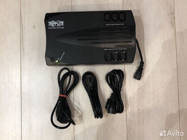 Ибп Tripp Lite avrx750U