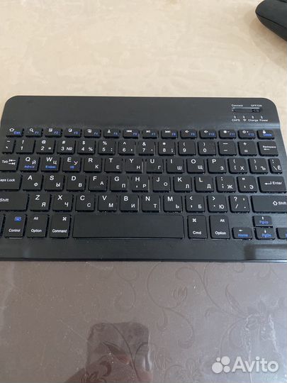 Bluetooth клавиатура и мышь