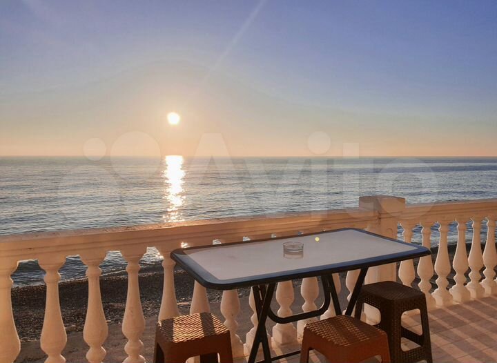 Квартира-студия, 84 м², 2/2 эт.