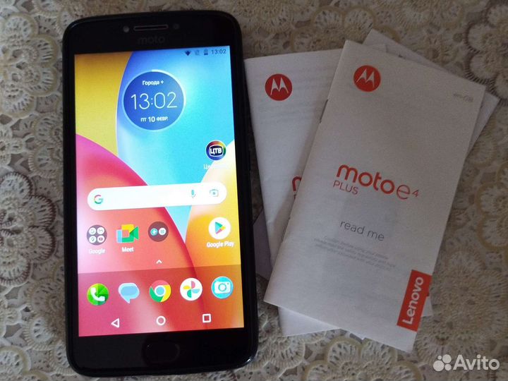Телефон Motorola Е4+