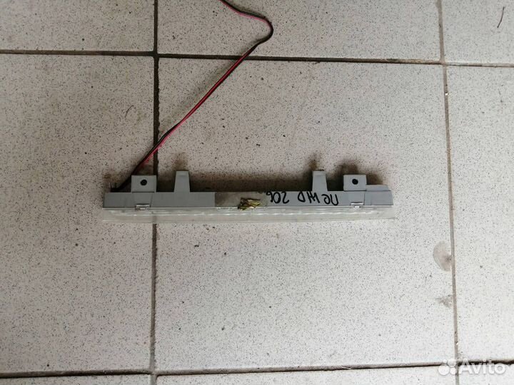 Стоп сигнал дополнительный Peugeot 206