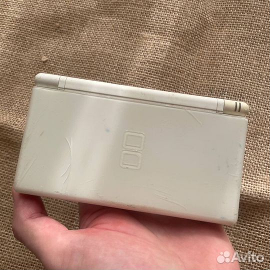 Nintendo DS Lite