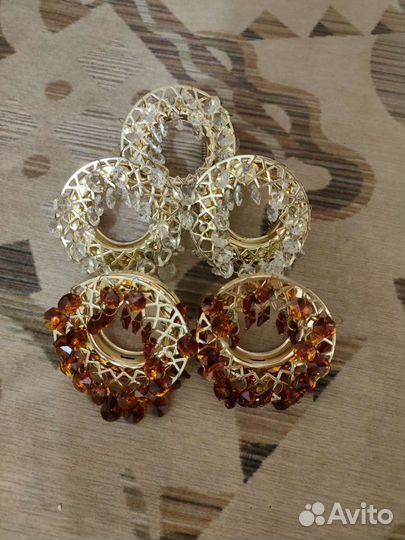 Точечные светильники 5 штук