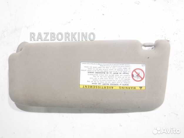 Козырек правый Тойота