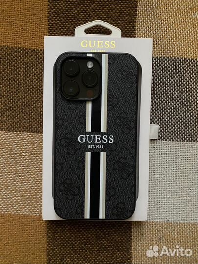 Чехол на iPhone 14 pro max guess