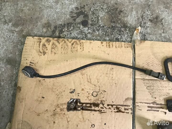 Датчик детонации двигателя 1.0 Шевроле Спарк м300