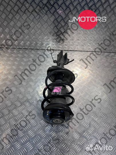 Стойка передняя Suzuki Kizashi левая