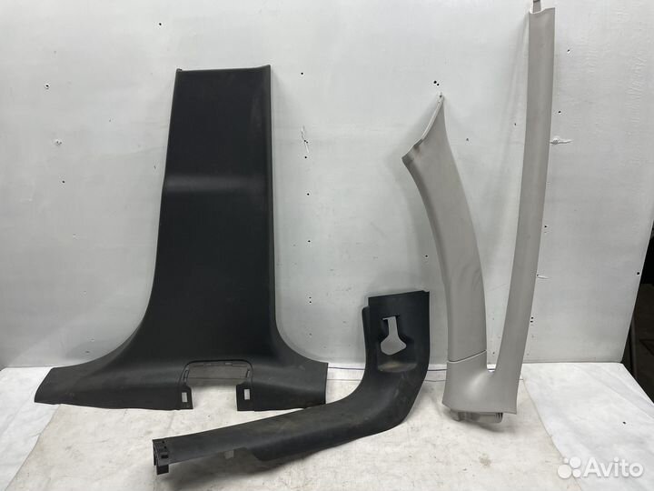 Пластик салона Citroen C3 Picasso 2010