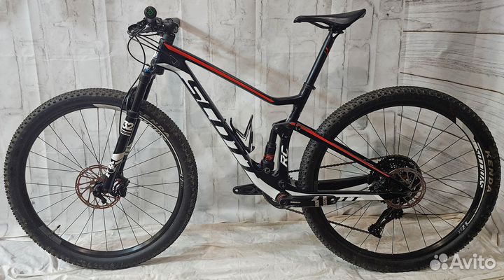 Карбоновый Scott Spark 900 RC team размер М